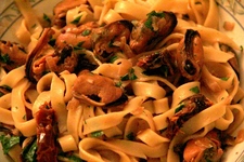 Midyeli Makarna Tarifi ve Malzemeleri