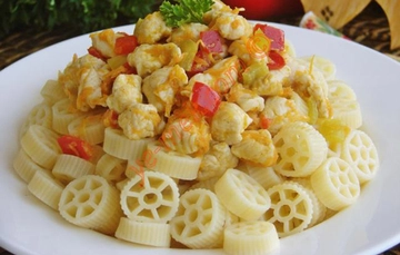 Köri Soslu Makarna Tarifi ve Malzemeleri